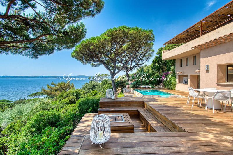 Villa - 260 m² - 6 pièces