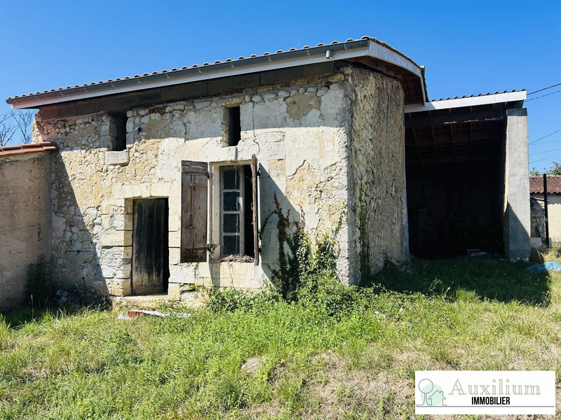 Maison ancienne - 130 m² - 3 pièces