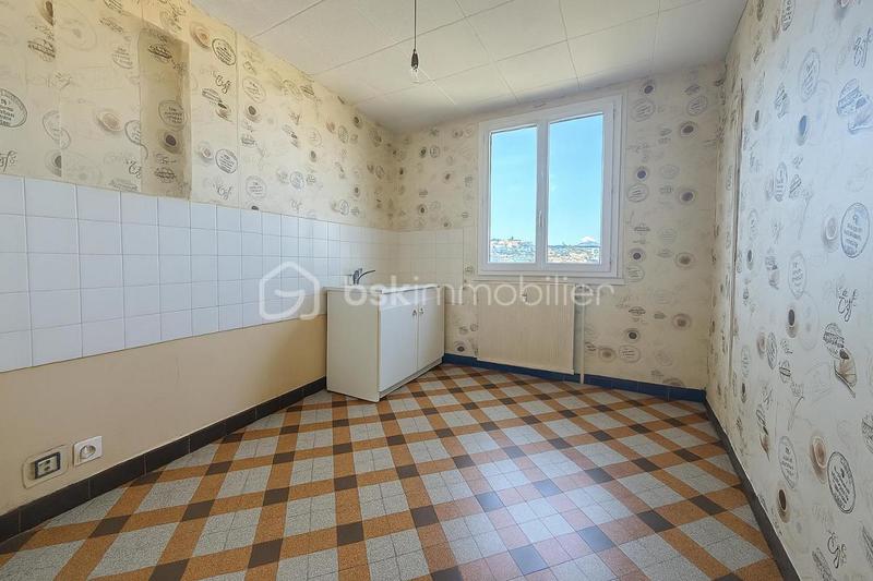 Appartement - 72 m² - 4 pièces