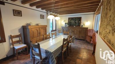 Maison - 163 m² - 7 pièces