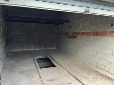 Parking / Garage - 24 m²