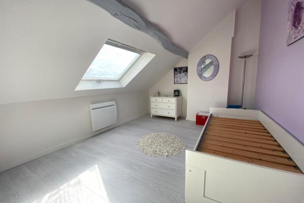 Maison - 140 m² - 6 pièces