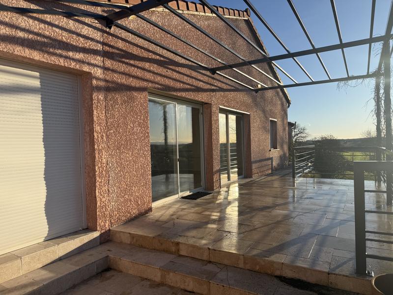 Maison - 170 m² - 6 pièces