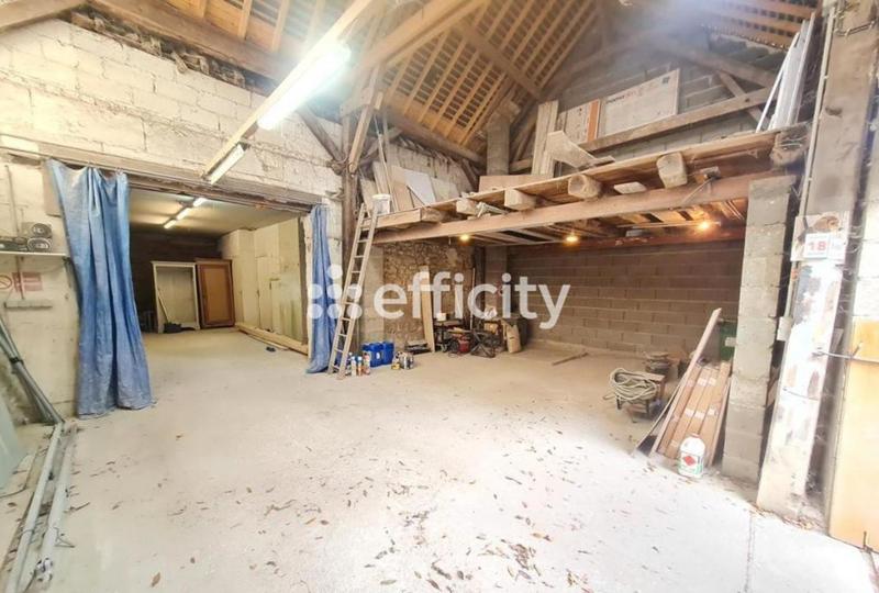 Maison - 165 m² - 3 pièces