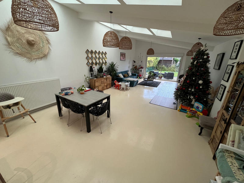 Maison - 175 m² - 6 pièces