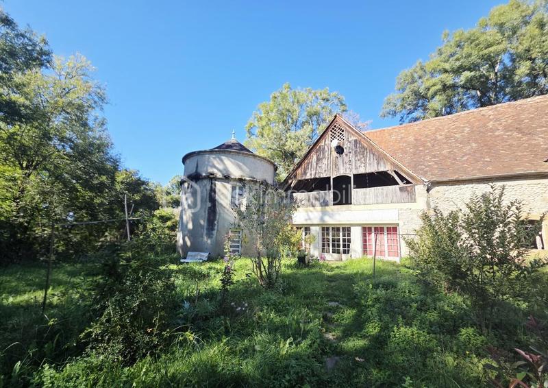 Immeuble - 1 500 m² - 37 pièces