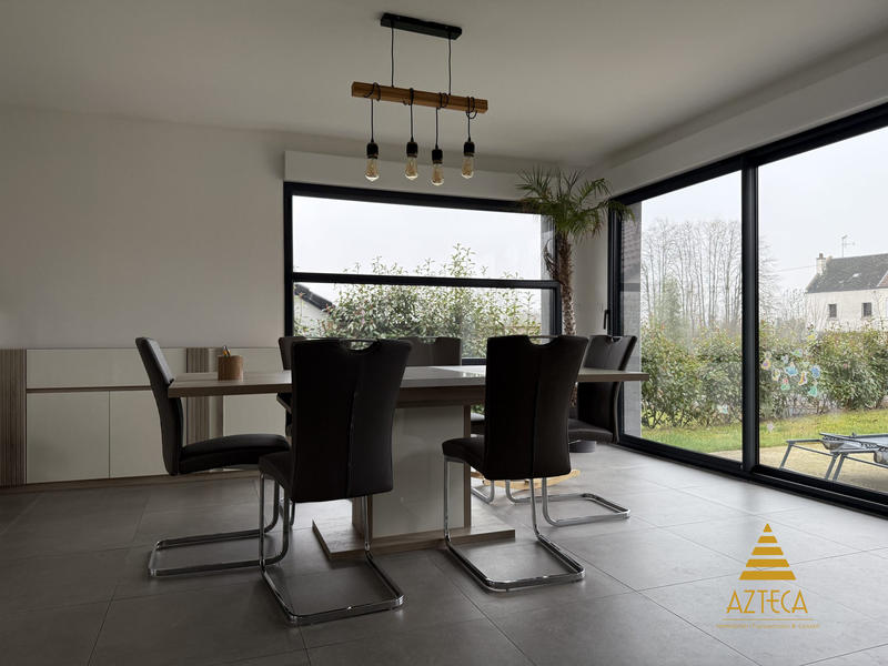 Maison - 156 m² - 5 pièces