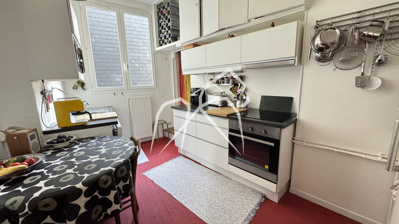 Appartement - 90 m² - 4 pièces