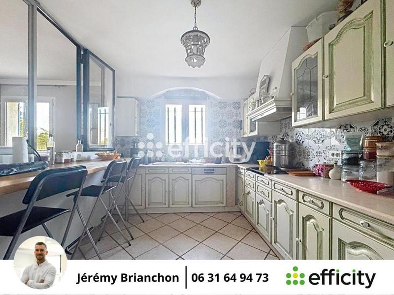 Maison - 145 m² - 5 pièces