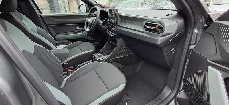 Dacia Duster Hybrid 140 Extreme