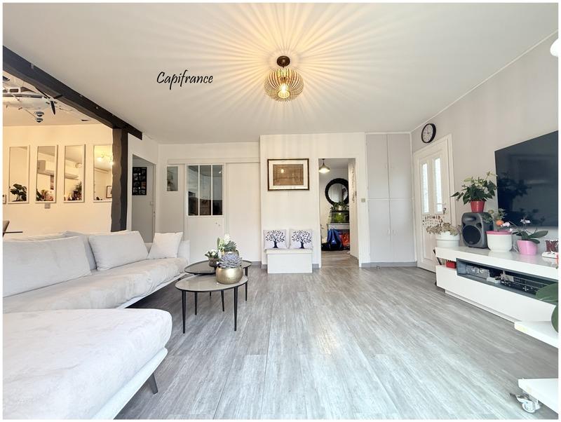 Maison - 105 m² - 6 pièces