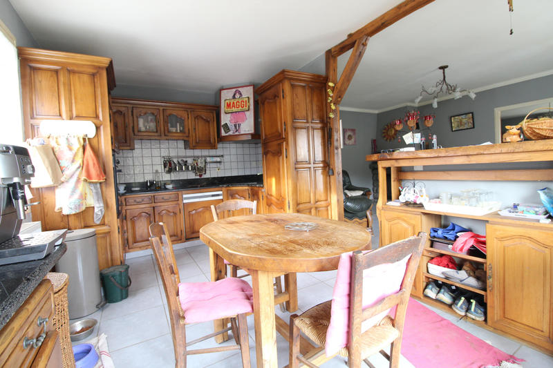 Maison - 180 m² - 7 pièces