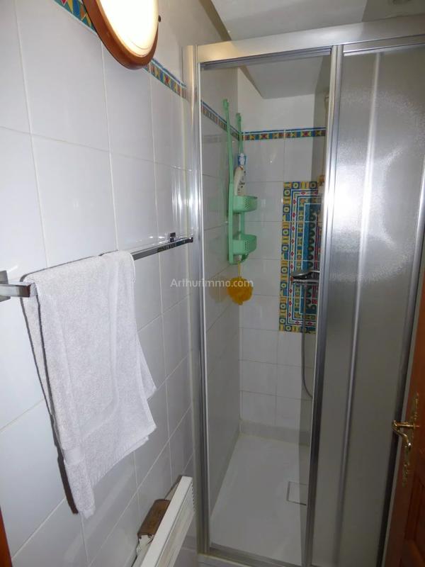 Maison - 200 m² - 9 pièces