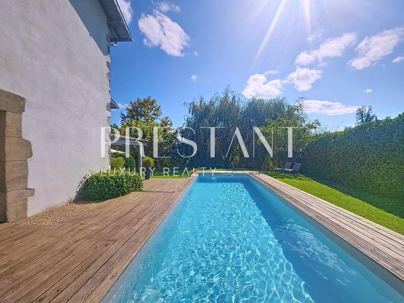 Maison - 152 m² - 5 pièces