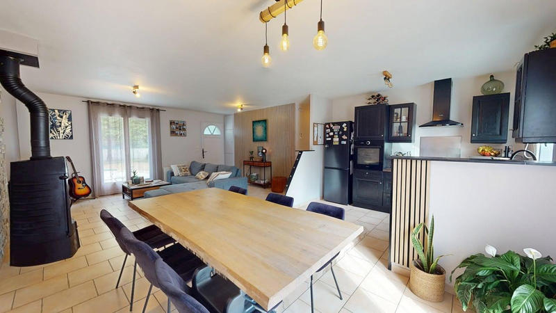 Maison - 77 m² - 4 pièces