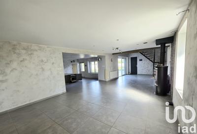 Maison - 170 m² - 5 pièces