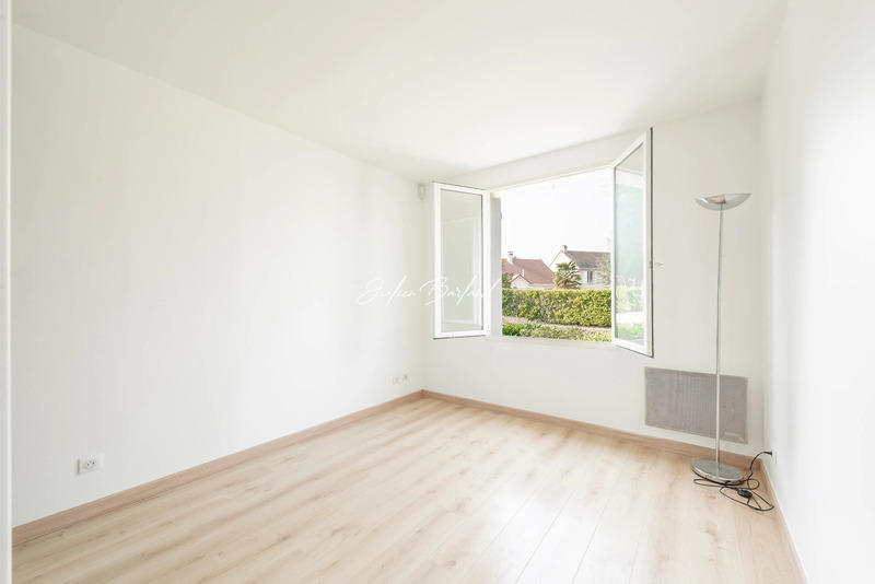 Maison - 151 m² - 6 pièces