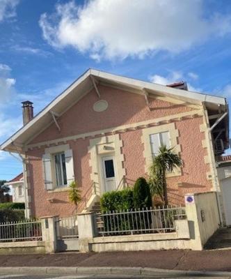 Villa - 190 m² - 8 pièces