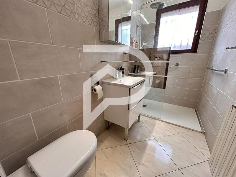 Maison - 151 m² - 5 pièces