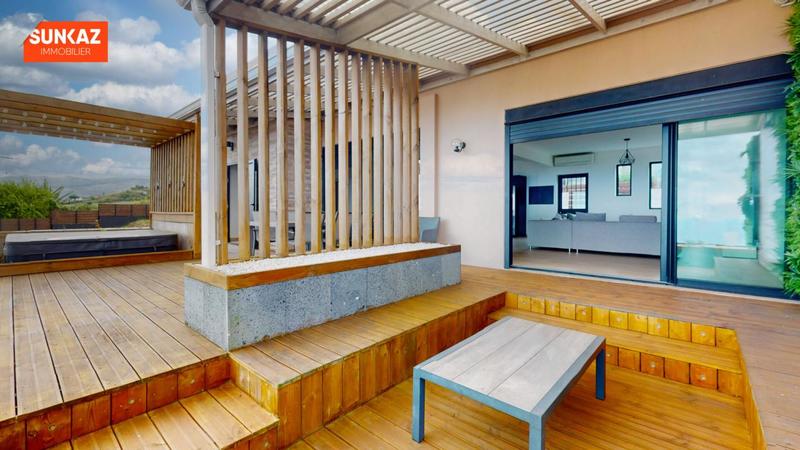 Villa - 144 m² - 5 pièces