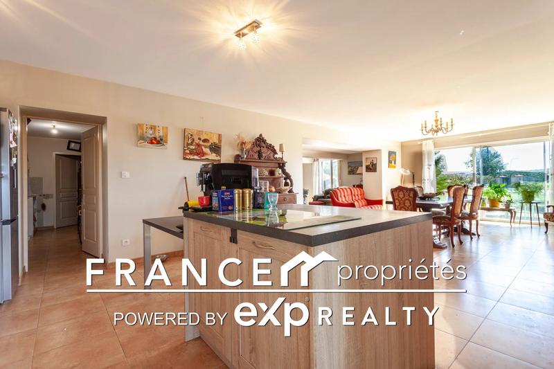 Maison - 192 m² - 4 pièces