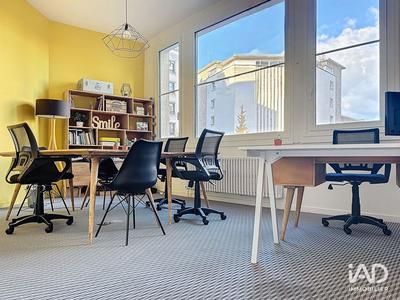 Bureau - 56 m²