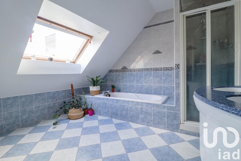 Maison - 134 m² - 6 pièces