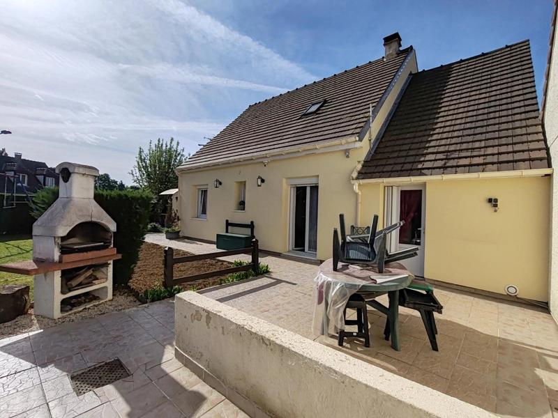 Maison - 96 m² - 7 pièces