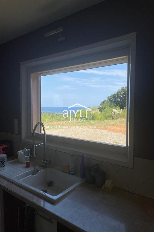 Maison - 136 m² - 5 pièces