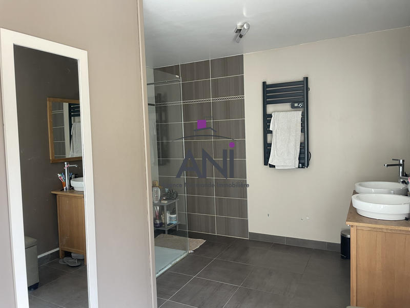 Maison ancienne - 211 m² - 7 pièces