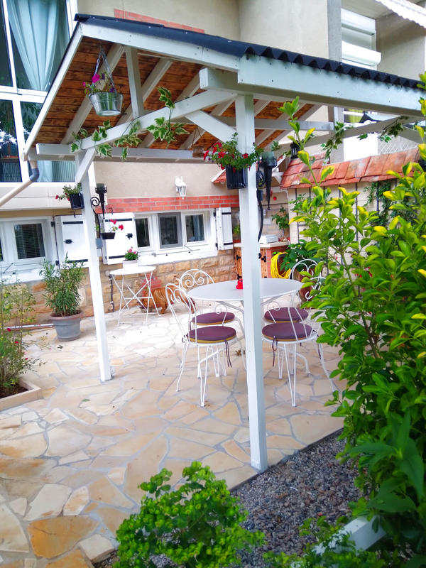 Maison - 80 m² - 7 pièces