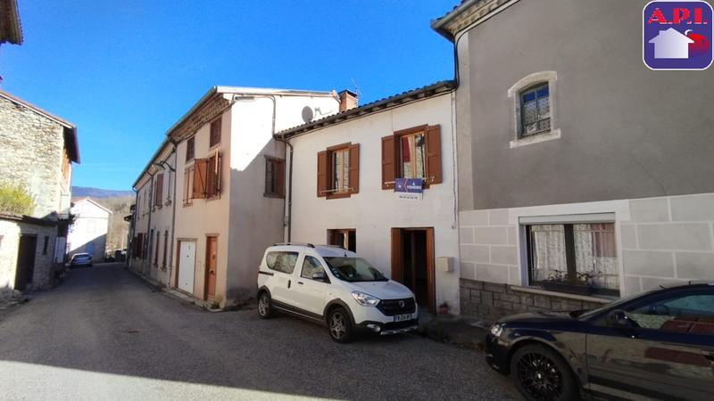 Maison - 80 m² - 3 pièces