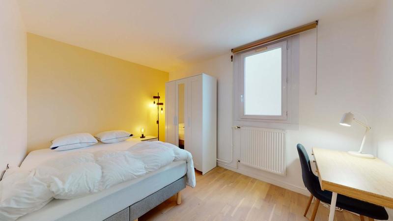 Appartement - 125 m² - 6 pièces