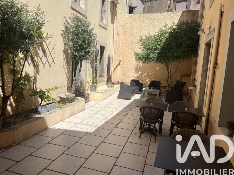 Maison - 450 m² - 8 pièces