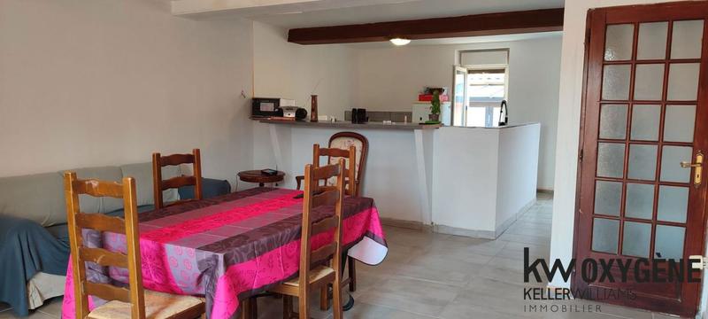 Maison - 260 m² - 8 pièces