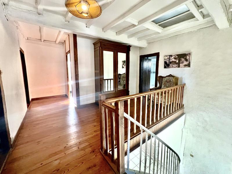 Maison de village - 250 m² - 9 pièces