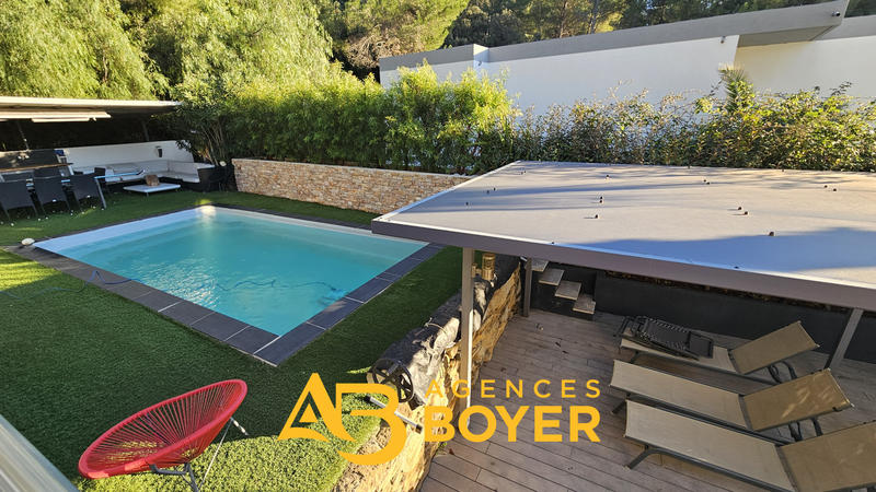 Appartement - 143 m² - 5 pièces