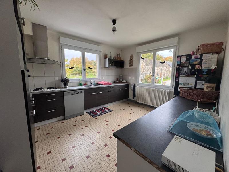 Maison - 146 m² - 7 pièces