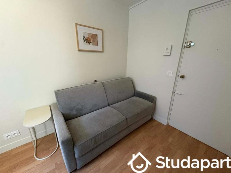 Hôtel particulier - 10 m² - 1 pièce