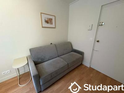 Hôtel particulier - 10 m² - 1 pièce