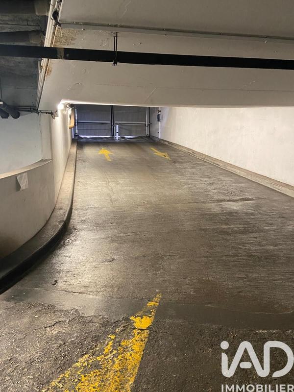 Parking - 11 m²