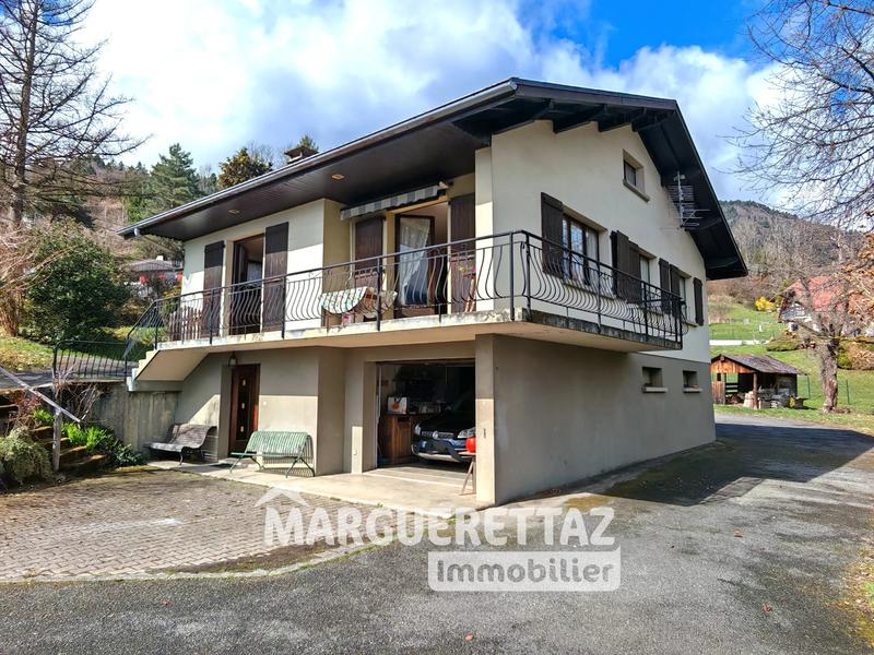 Maison - 96 m² - 4 pièces