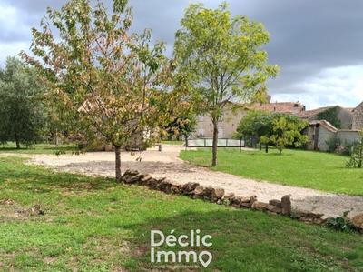 Longère - 280 m² - 11 pièces