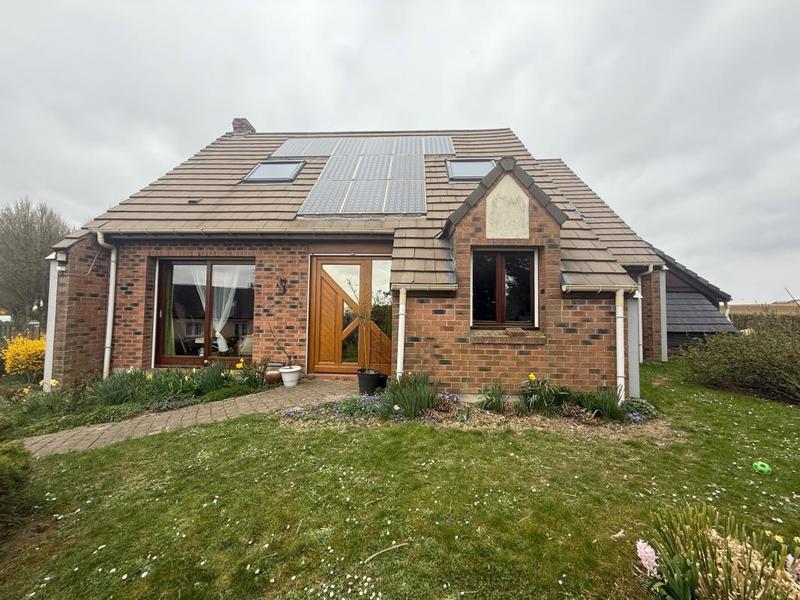 Pavillon - 136 m² - 8 pièces