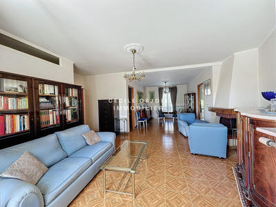 Appartement - 86 m² - 4 pièces