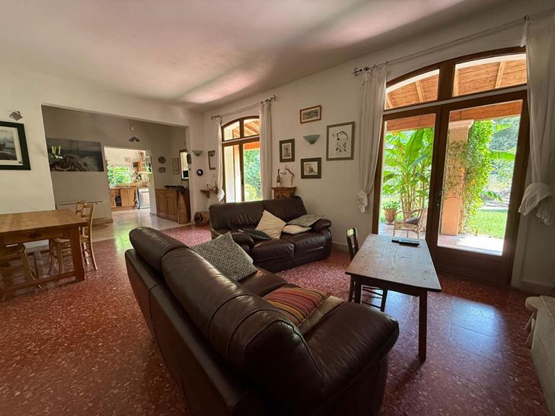 Maison - 170 m² - 6 pièces