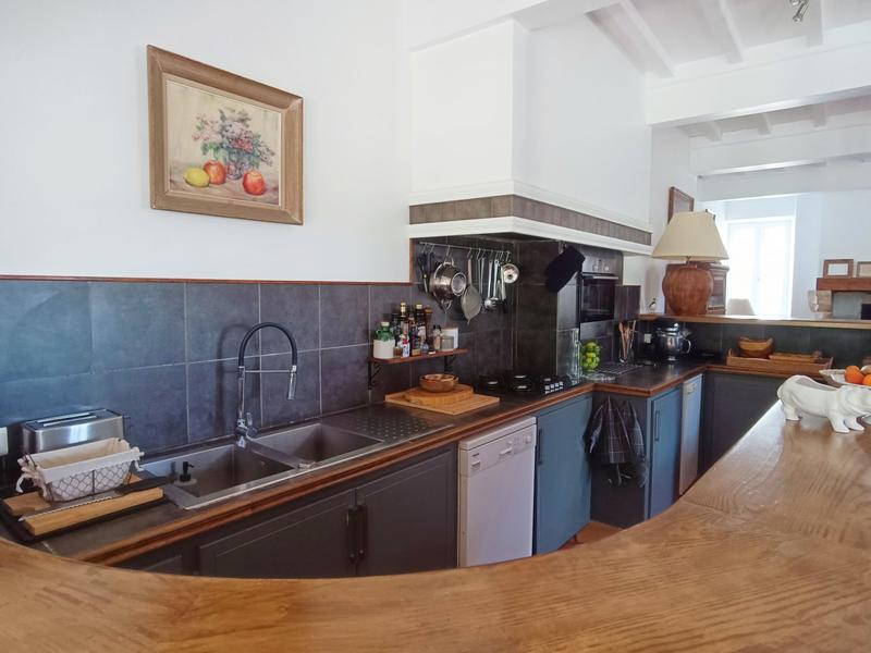 Maison - 251 m² - 10 pièces