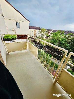 Appartement - 67 m² - 3 pièces