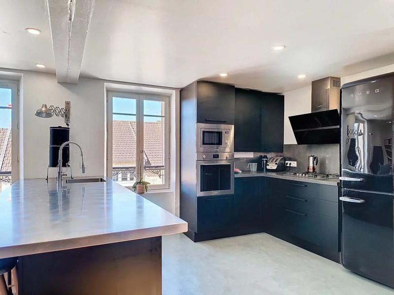 Studio - 25 m² - 1 pièce