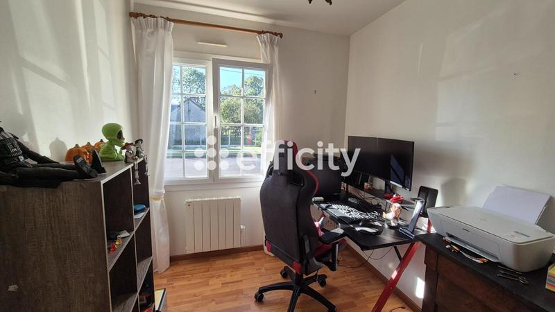 Pavillon - 200 m² - 6 pièces